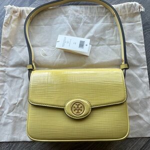 Tory burch robinson shoulder bag in pale butter